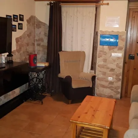 Loboratorio Rural-la Sonrisa Del Aire * Casas del Abad